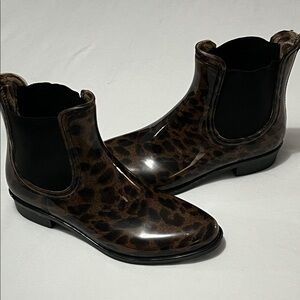 Leopard Front Chelsea Rain Boots